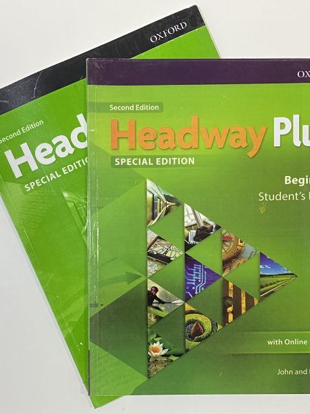 NEW HEADWAY BEGINNER - 2 ED