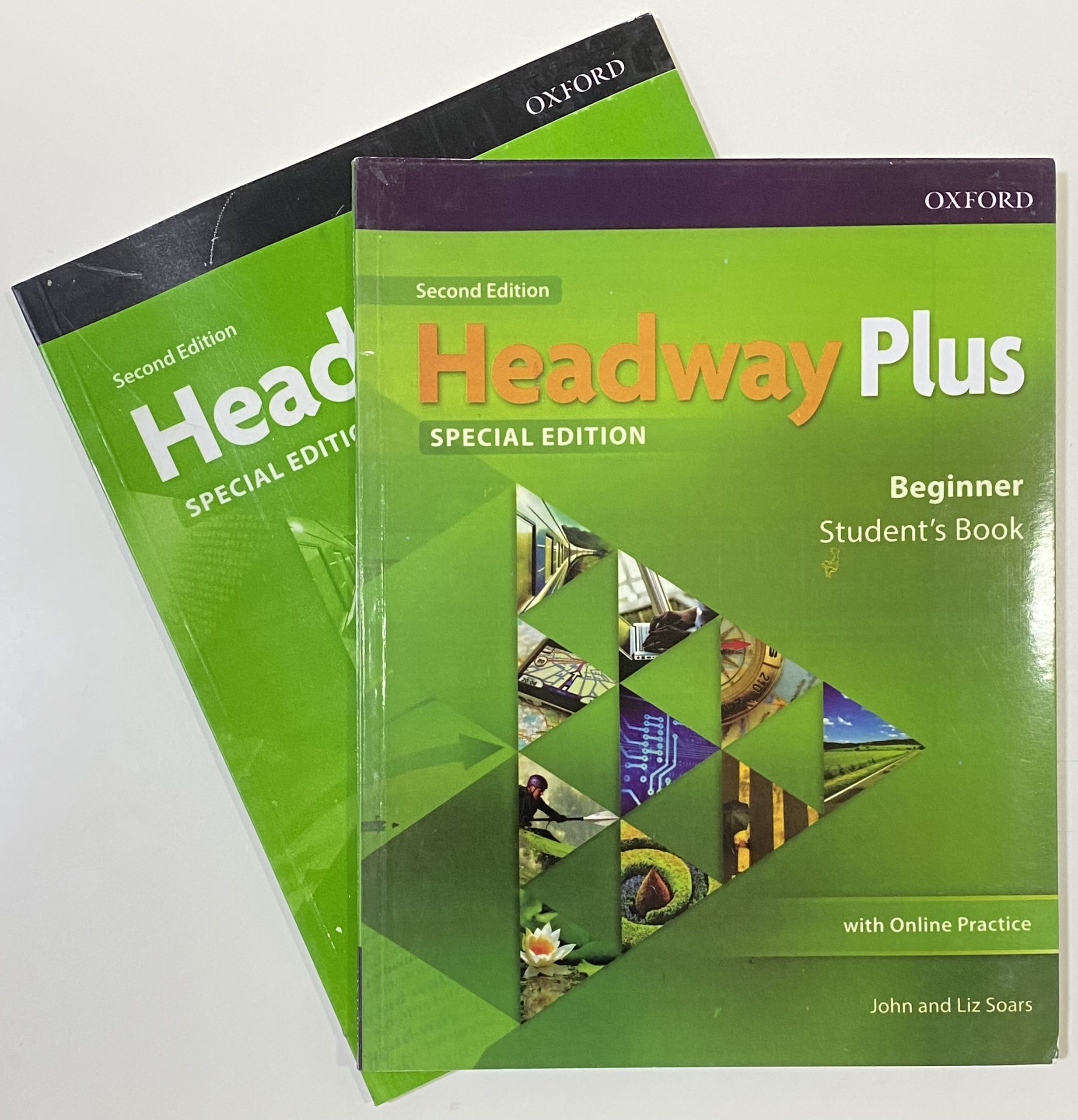 NEW HEADWAY BEGINNER - 2 ED